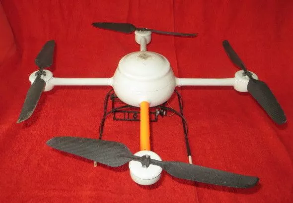 MCM Redesign eines Microdrones MD4-200 Quadrocopters<